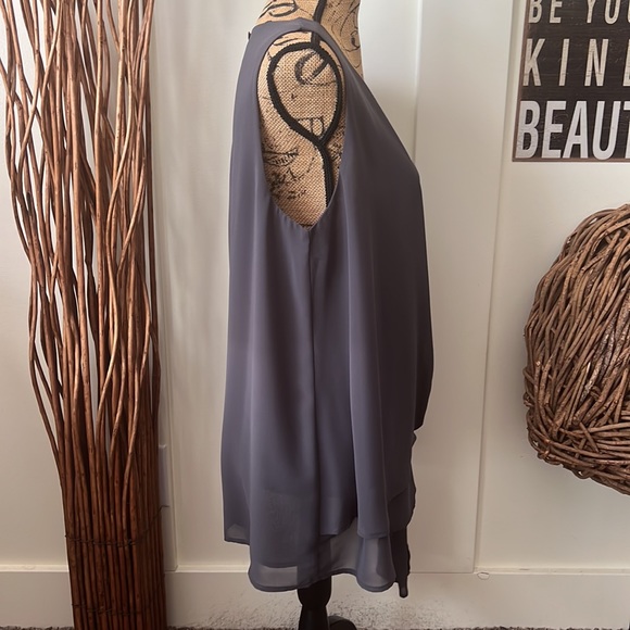 Zenana Charcoal Gray Sleeveless Tie Front Blouse - Picture 4 of 9